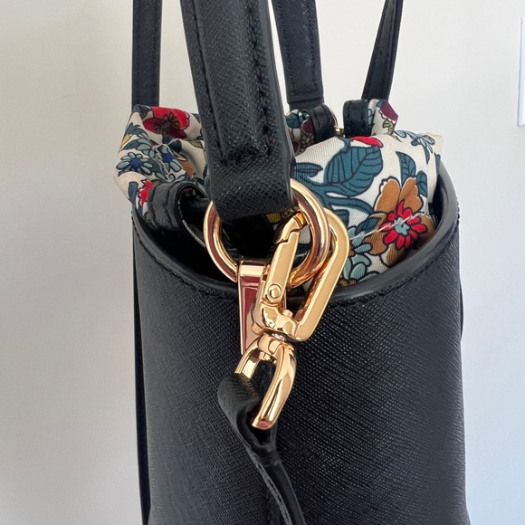 SOLD Tory Burch Bucket Bag - Picture 8 of 11